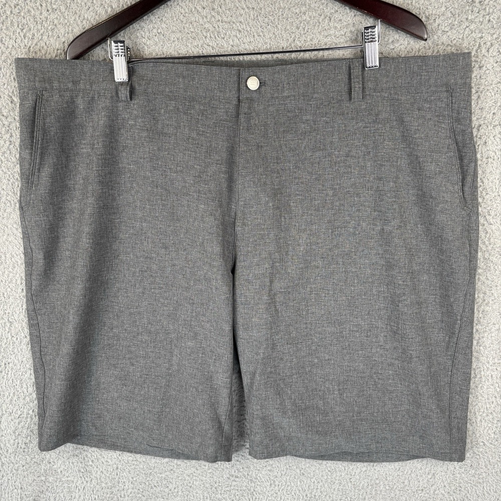 Peter Millar Shackleford Performance Hybrid Shorts Mens 44 Gray Golf 10" Inseam